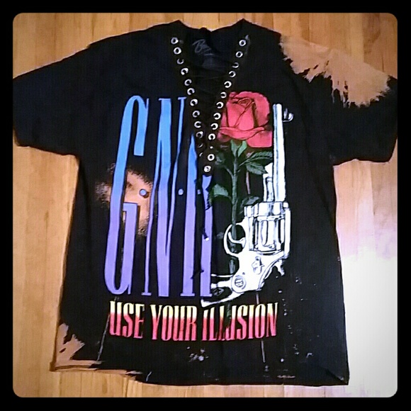 Tops - Embellished tshirt